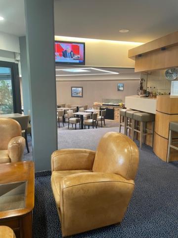 קמפר Hotel Dupleix - Hyper Centre - Parking Et Garage Gratuit מראה חיצוני תמונה