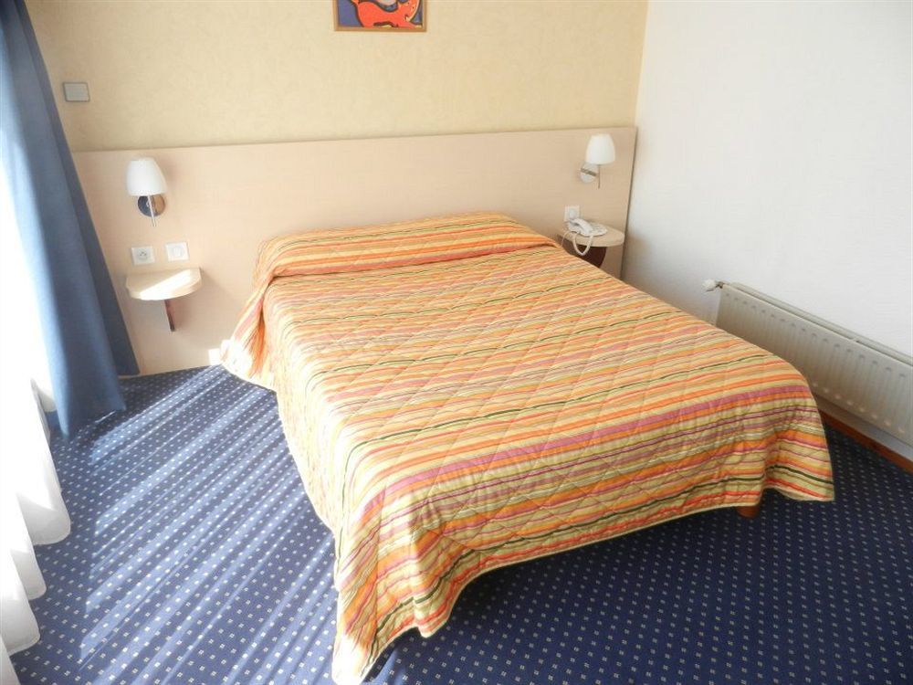 קמפר Hotel Dupleix - Hyper Centre - Parking Et Garage Gratuit מראה חיצוני תמונה
